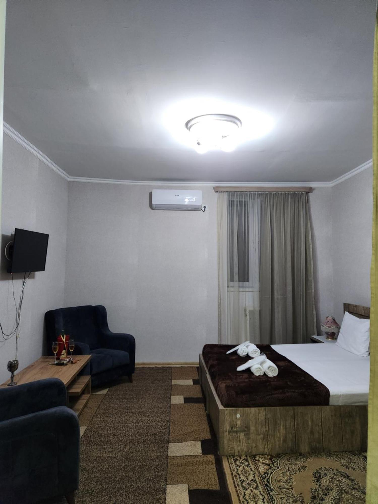 Nonaapartanent Tbilisi Bagian luar foto